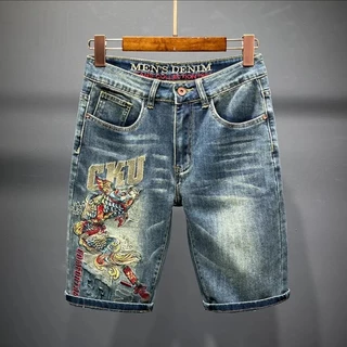 Koi กางเกงยีนส์ปักกางเกงขาสั้นผู้ชาย Ripped Middle-Aged Men Street Wear Stretch Slim-fit ปัก