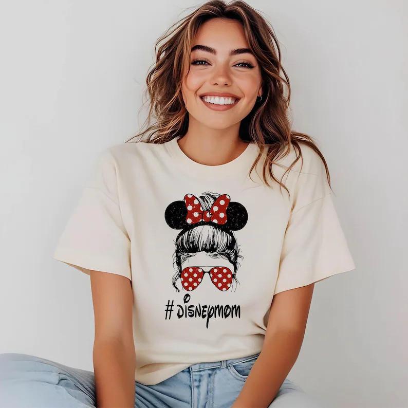 [มีจําหน่าย] เสื้อยืด Disney Mom, เสื้อผ้าวันแม่ Disney, เสื้อผ้าผู้หญิง Disney Minnie, เสื้อผ้าวันห