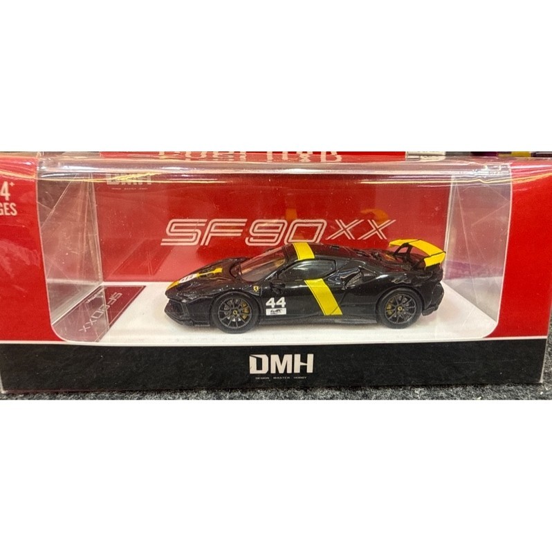 DMH SF90xx โมเดลรถสีเหลืองสีดํา