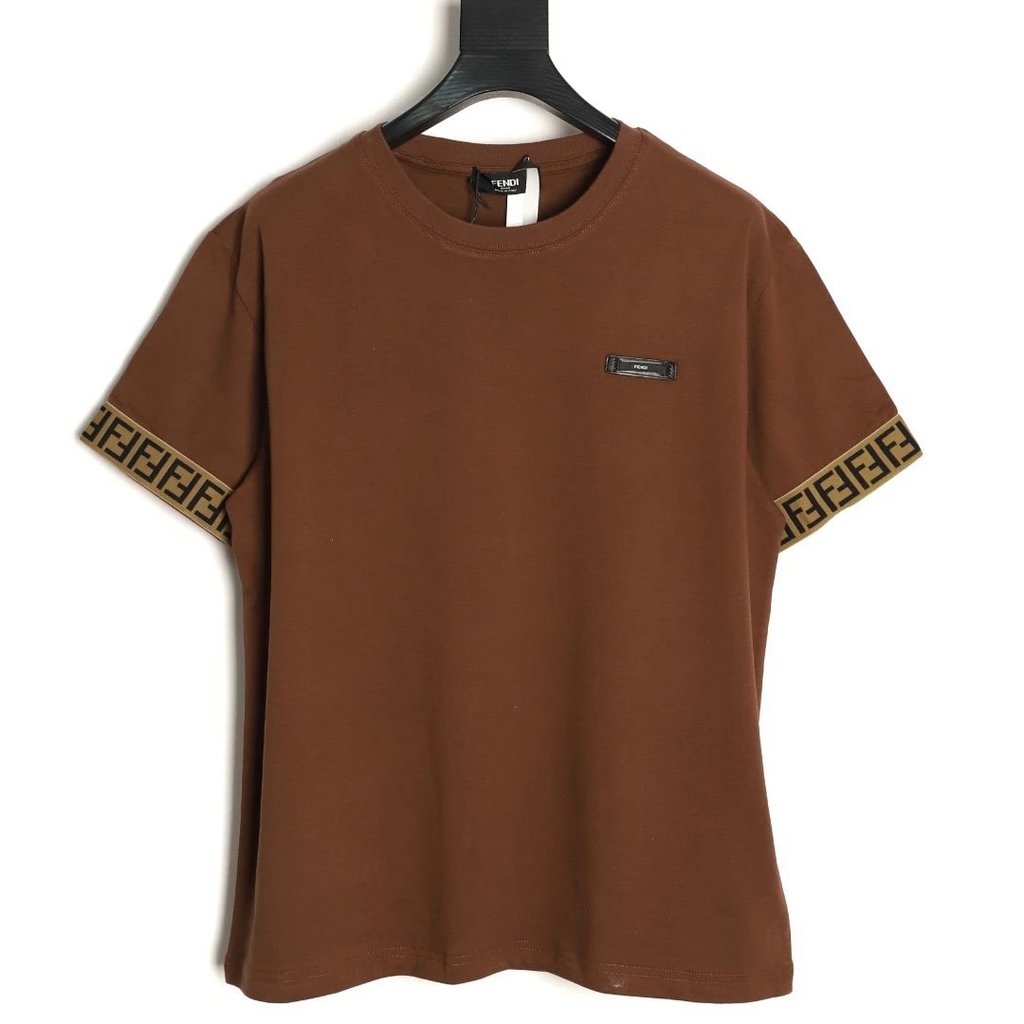FENDI เสื้อยืดแขนสั้น โลโก้วيبบิงยาง
