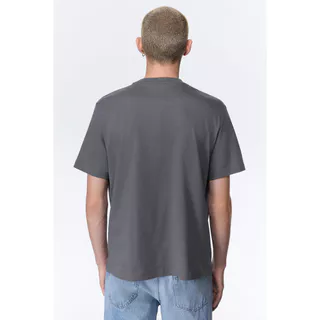 H&M(เอชแอนด์เอ็ม) เสื้อยืดคอกลมทรงปกติ ผู้ชาย 0685816_5