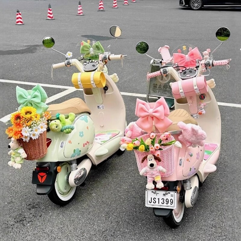 Yadea Modern Bloom Retro ตะกร้าสีฟ้าสกู๊ตเตอร์ไฟฟ้าขนาดใหญ่ด้านหลังตกแต่งสาวน่ารักการปรับเปลี่ยนอุปก