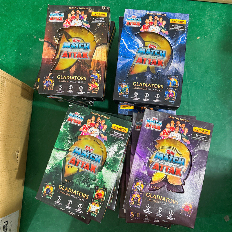 ของแท้ที่ได้รับอนุญาต 2025-26 Topps Championship Match Attax กล่องเหล็กขนาดใหญ่ Star Card Merchanded Collection Card