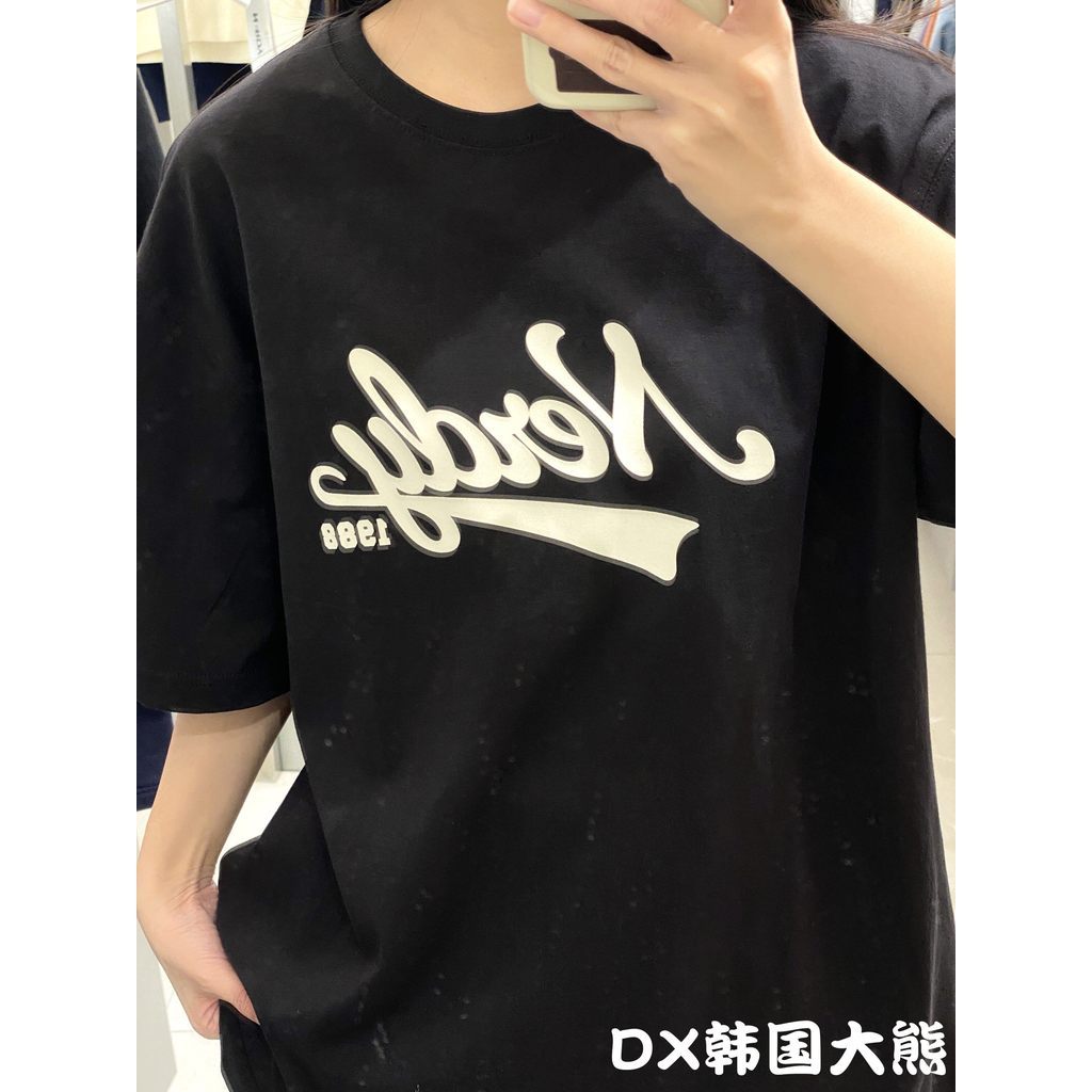 เสื้อยืดลายใหม่จาก Big Bear NERDY กับโลโก้ตัวอักษร