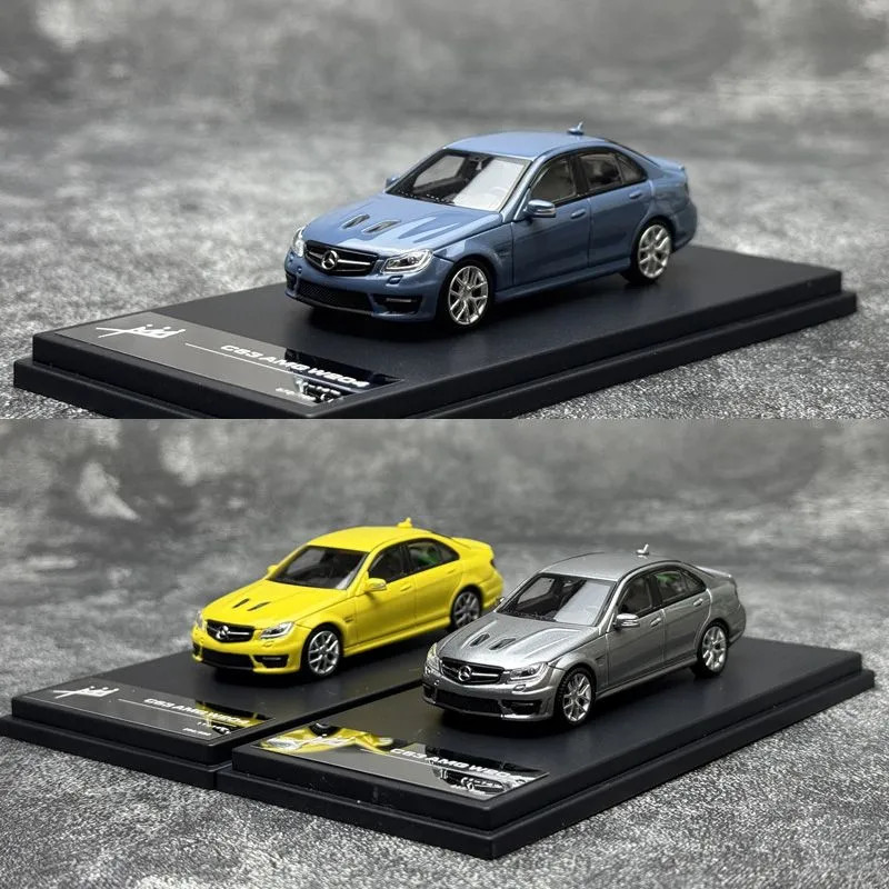 KING MODEL 1: 64 Mercedes-Benz C63 AMG W204 โมเดลรถโลหะผสมเครื่องประดับ
