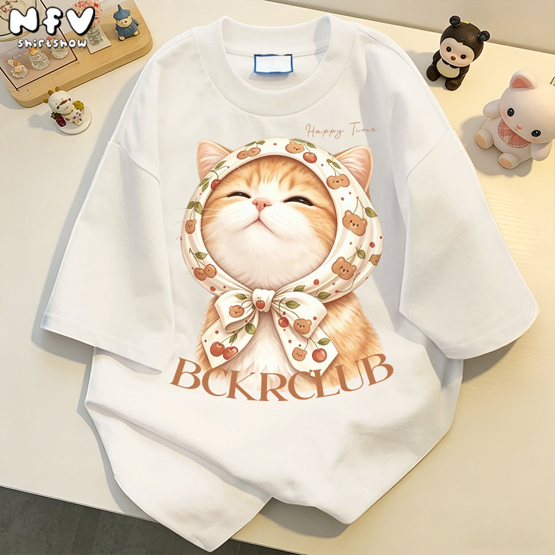 【จัดส่งตลอด 24 ชั่วโมง】NFV แฟชั่นเกาหลี💕เสื้อยืดแขนสั้นคอกลม ลายพิมพ์แมวน่ารัก ทรงหลวม ผ้าฝ้าย YG2735