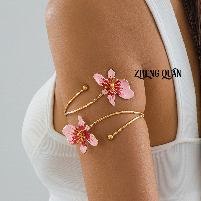 Elegant Floral Upper Arm Cuff Boho Gold Spiral Arm Bracelet Summer Resort Jewelry