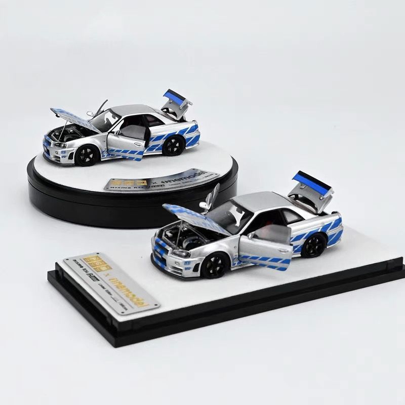 Limited Edition PGM 1: 64 Nissan Nissan GTR R34 Z-Tune Silver Blue Stripe Alloy Full Driving Model