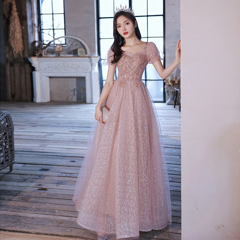 ชุดราตรียุโรปใหม่สีชมพู พัฟแขนยาวปักลูกปัด สำหรับสวมในงานแต่งงานและเลี้ยงค่ำ