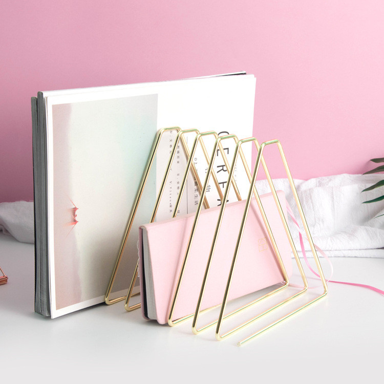 Nordic Creative ins ศิลปะเหล็กยืดหยุ่น Retractable Bookend ชั้นวางแยกเดสก์ท็อปพับหนังสือคลิป Bookend