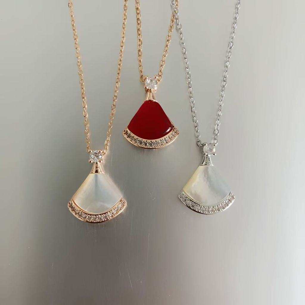 สีขาว Fritillaria พัดลมรูปเพทาย Clavicle CHAIN สร้อยคอผู้หญิงแฟชั่นหรูหราอารมณ์ High-End Clavicle CH