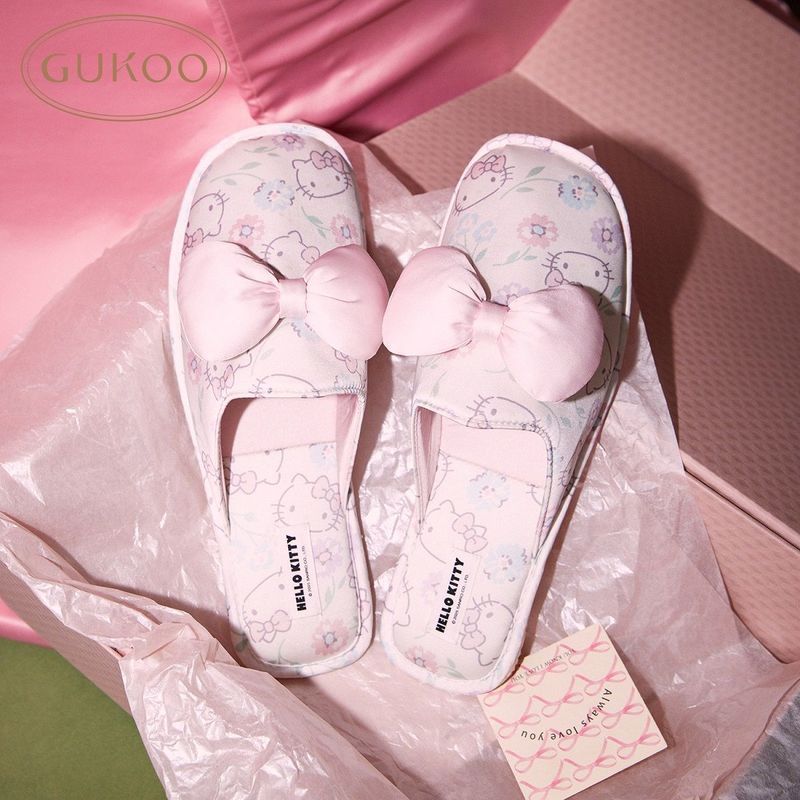 Gukoo/Nut Shell HelloKitty Co-Branded รองเท้าแตะผู้หญิงฤดูใบไม้ผลิฤดูใบไม้ร่วงแฟชั่นหรูหรา High-End 