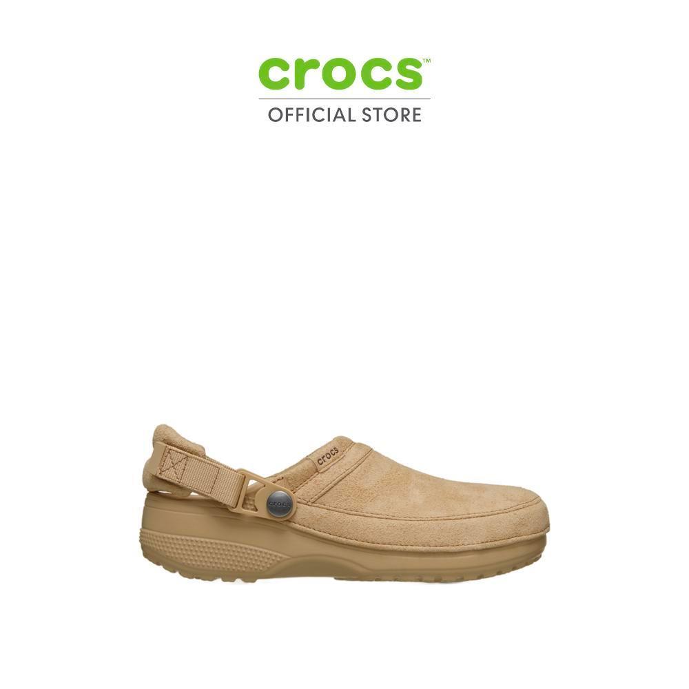 CROCS รองเท้าลำลองผู้ใหญ่ CLASSIC CRAFTED VEGAN SUEDE CLOG รุ่น 211930-2NB - CASHEW