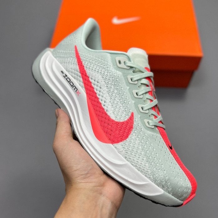 รองเท้าวิ่งจ๊อกกิ้ง Air Zoom Pegasus Plus low-top FQ7262-001