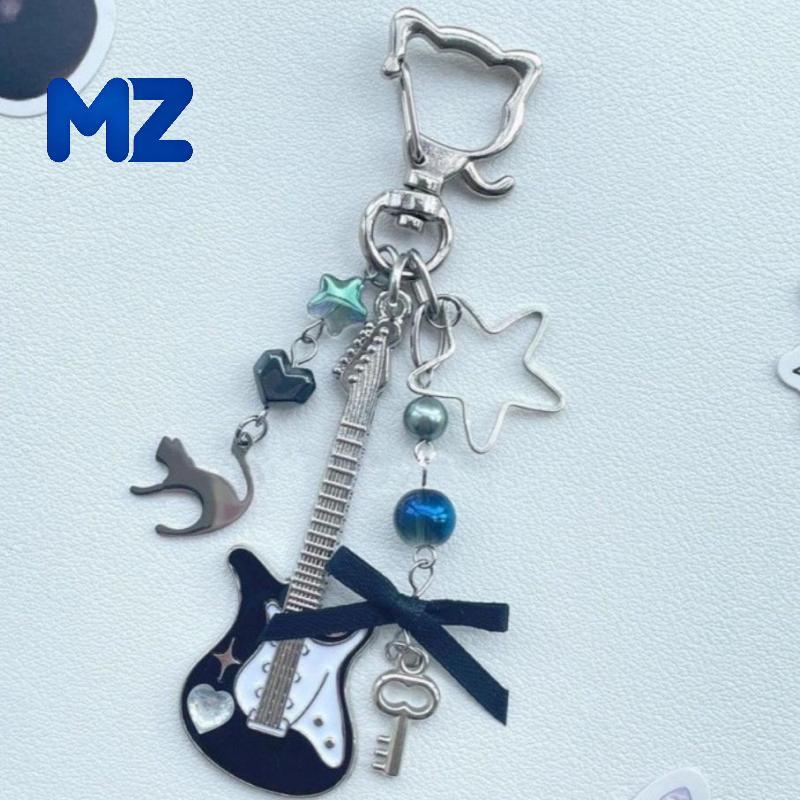 [MZ] Y2K กีตาร์แมวพวงกุญแจสําหรับผู้ชายผู้หญิง Pentagram Bow จี้แฟชั่น Ro Punk กระเป๋าอุปกรณ์เสริมขอ