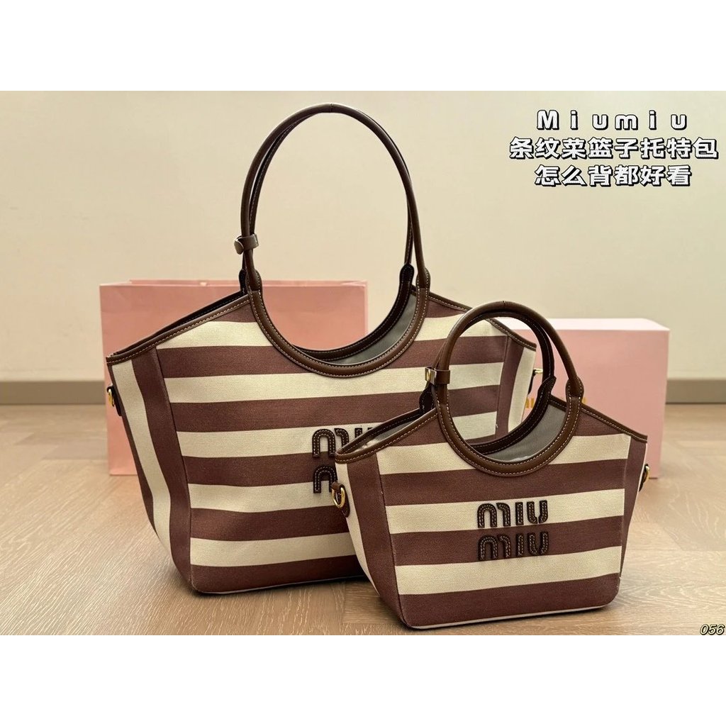 25.4. 24 อัปเดต Miumiu Miumiu ตะกร้าผัก Tote Bag มีให้เลือกสองรุ่น