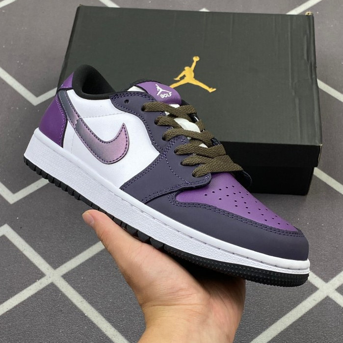 รองเท้ากอล์ฟ Air Jordan 1 Low "Smoke Purple" Nike สีขาวสีม่วงสําหรับผู้ชายและผู้หญิง