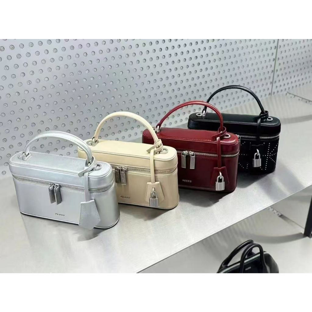 AD6 PEDRO box bag, กระเป๋าผู้หญิง, กระเป๋าสะพาย, กระเป๋าสะพายข้าง