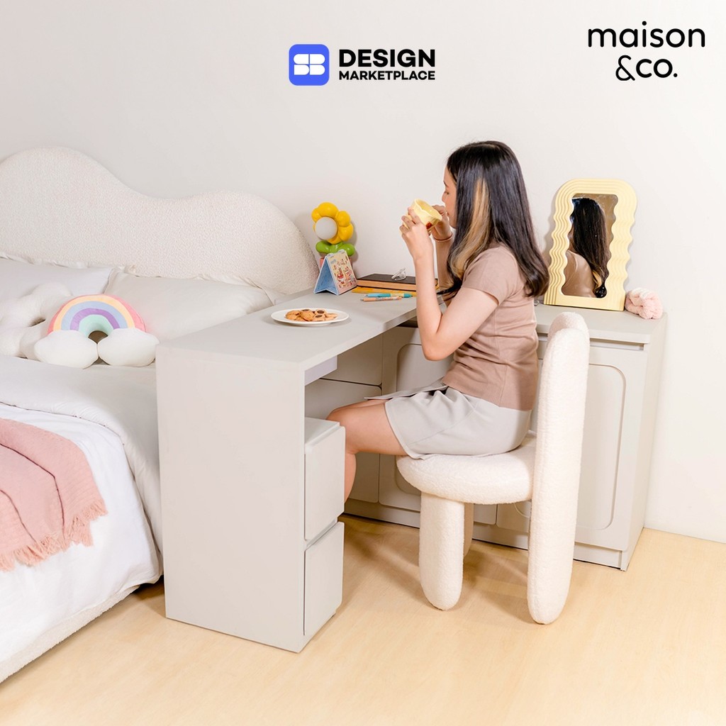 SB Design Square โต๊ะอเนกประสงค์ รุ่น Solla สีเทาอ่อน (168x40x76 ซม.)  แบรนด์ MAISON&CO.