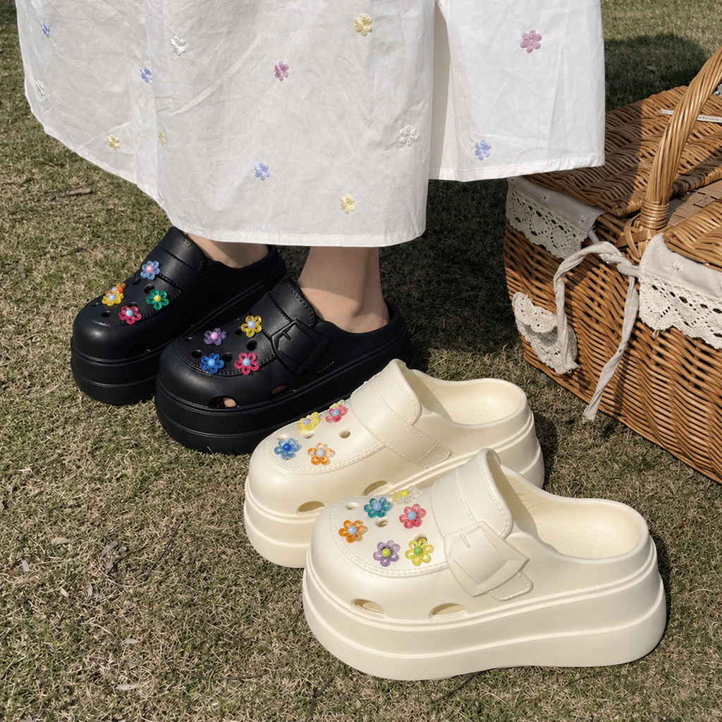 SUNBALEE 🏝️ DISPY รองเท้าแฟชั่น เสริมส้นสูง แบบสวม รองเท้าหัวโต แถมตัวติด สไตล์เรียบๆ วัสดุยาง EVA