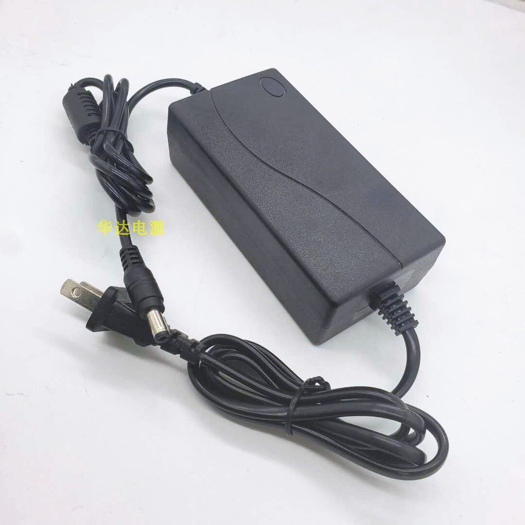 Roland PSB-1U Roland BOSS GT10 GT100 สังเคราะห์แบบบูรณาการผลอะแดปเตอร์สายไฟ 9V
