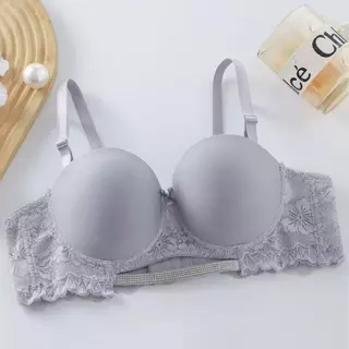 B326 เสื้อในแฟชั่น มีโครง ดันทรง คัพ B มี 3 ตะขอ ขอบเป็นลูกไม้