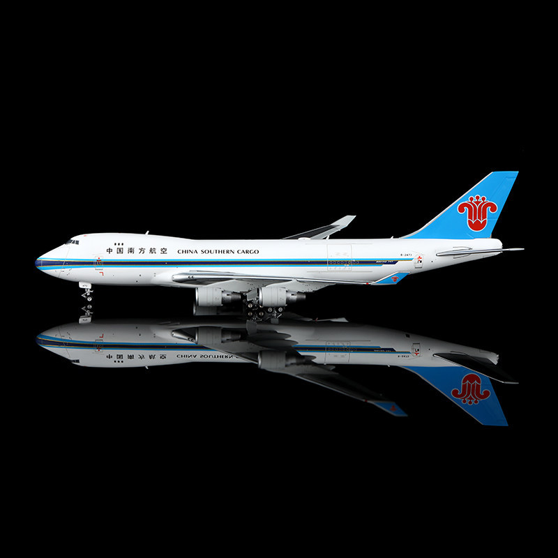เครื่องบินโลหะผสมรุ่น YY Wings 1/400 China Southern Airlines B747-400F B-2473 741414