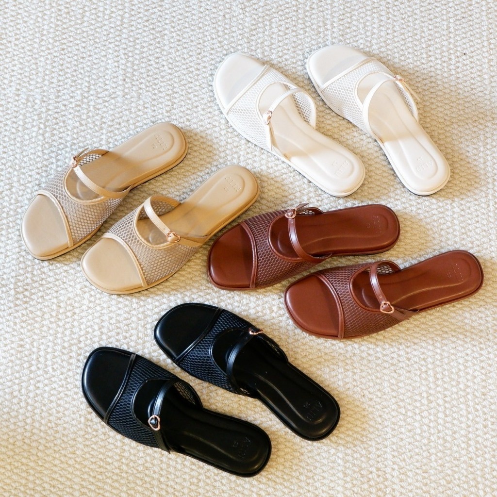 **ส่งด่วน**25twentyfives - ชีน้องวานี่ รองเท้าแตะน่ารัก พื้นนุ่มมาก มินิมอลเลยหล่ะ