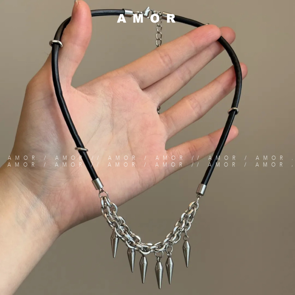 Punk สไตล์ Rivet Spike หนังสร้อยคอ Choker, Dark Gothic Alt ความงาม Clavicle Chain, Niche Designer อิ