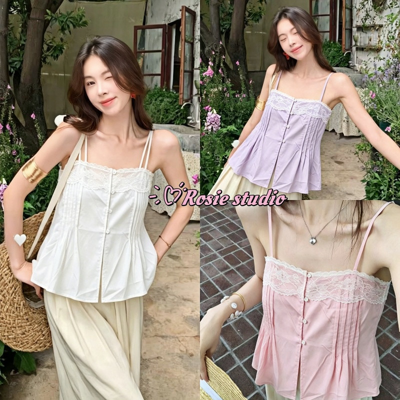 Rosie🌺พร้อมส่ง🧀เสื้อสายเดี่ยวสไตล์ฝรั่งเศสประดับลูกไม้สวยๆ มีกระดุมหน้าเปิดได้ ตัวกระชับรูปดูผอมเหมาะกับทุกสภาพร่างกาย