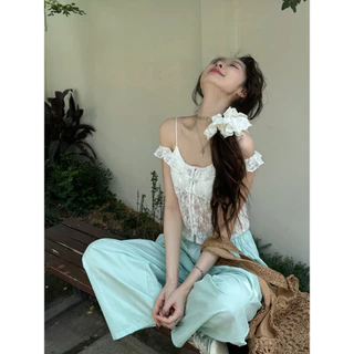 Vogue🌟พร้อมส่ง🌟 เสื้อกล้ามลูกไม้ซีทรู ติดกระดุม ผ้านุ่มลืนยืดตามตัว สไตล์เกาหลี (FY5128)