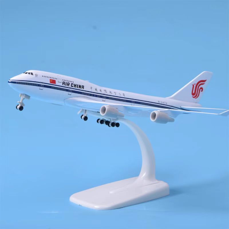 20 ซม.จีนเครื่องบินโบอิ้ง B747-400 จําลองเครื่องบินเครื่องบินรุ่นเครื่องบินตกแต่ง