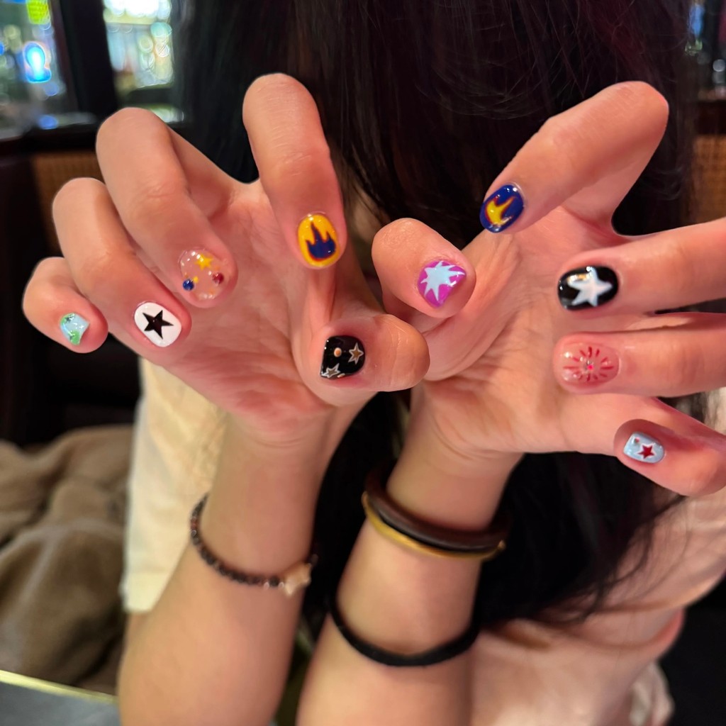 เล็บปลอมสำเร็จรูปยาว เล็บปลอม เล็บปลอม pvc Ins Niche Nails สไตล์เกาหลีน่ารัก Dopamine Color Short St