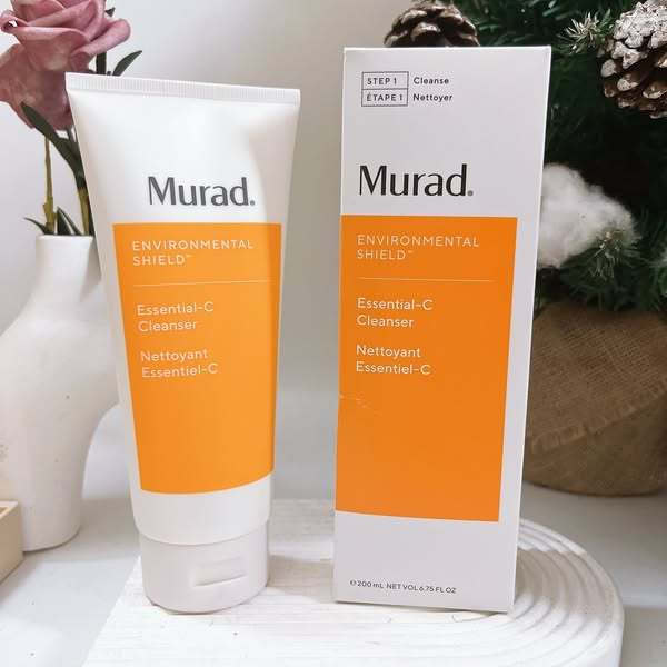 Murad Essential-C Cleanser 200ml ปรับผิวให้กระจ่างใสและป้องกันริ้วรอยแห่งวัย