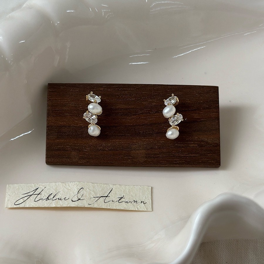 หรูหรา High-End Water Drop เพชรต่างหูมุกหญิง 2026 สไตล์ใหม่สไตล์ขายร้อน Classy ต่างหู Niche Design ต่างหู