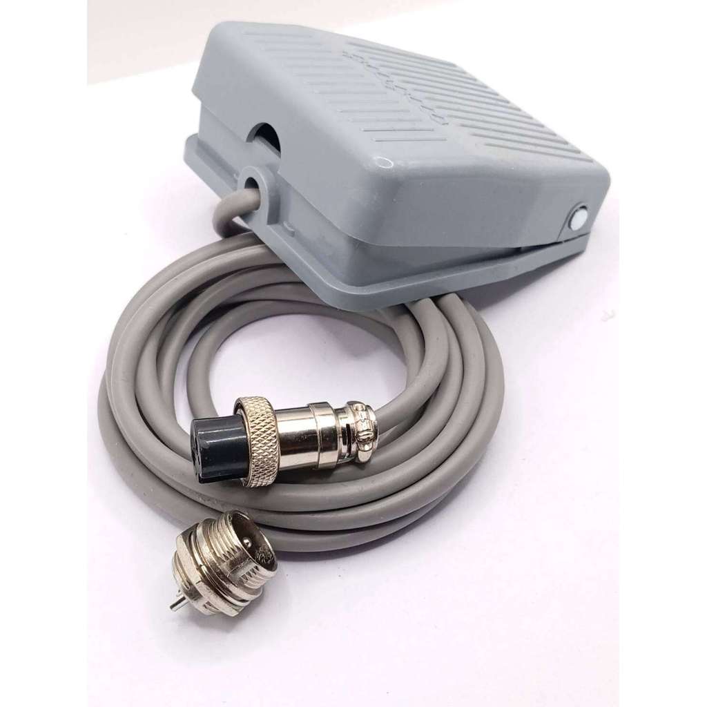 New TFS-201 220Vสวิตช์เหยียบเท้าไฟฟ้า foot switch สวิทช์เท้าเหยียบ มีแจ็ค