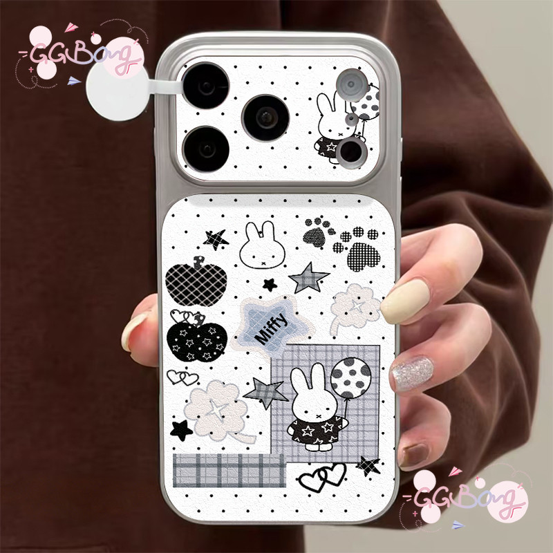 เคสไอโฟน17เคสเปลี่ยนผิวหนัง ลายกระต่าย คู่รัก น่ารัก เข้ากันได้กับIPhone 17 air 14 11 13 16 12 15 Pro Max 14 16 15 Plus