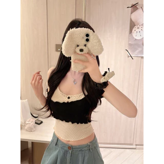Vogue🌟พร้อมส่ง🌟 เสื้อสายเดี่ยวลายจุด+ปาดไหล่ ได้2ชิ้น แต่งกระดุมขนาดพอดีตัว (FY5052)