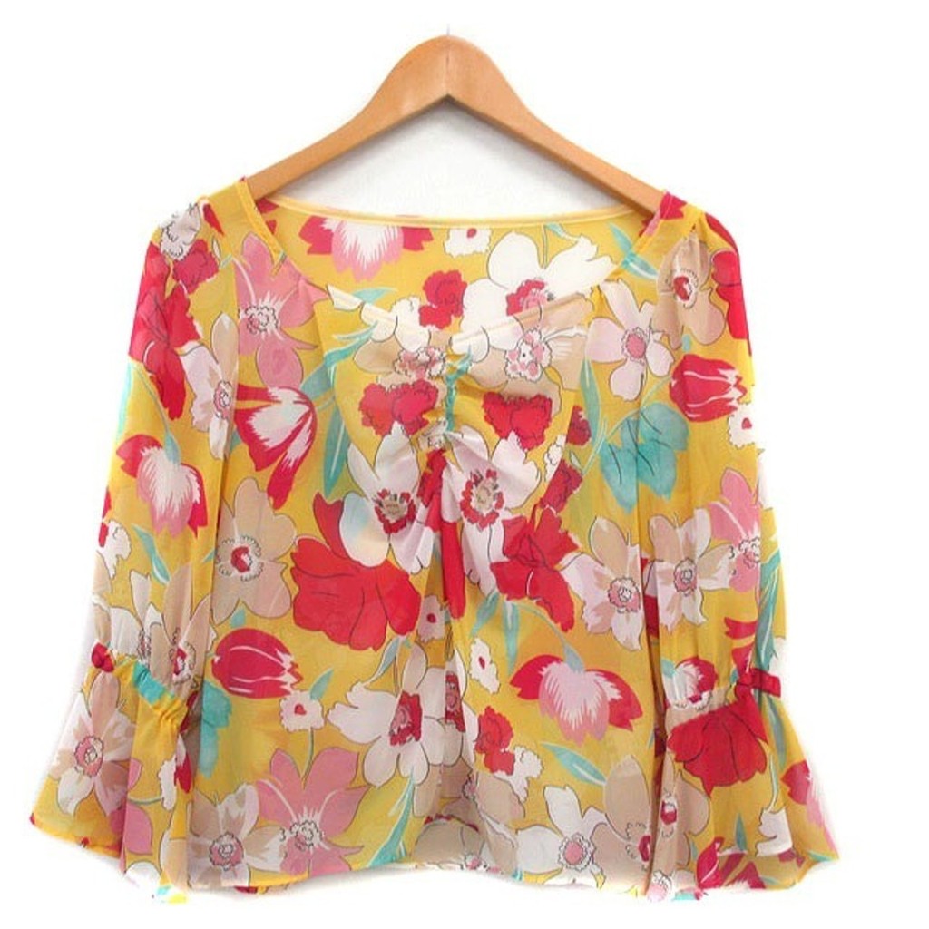 Diagram Blouse Shirt v-neck yellow Flower pattern Direct from Japan Secondhand