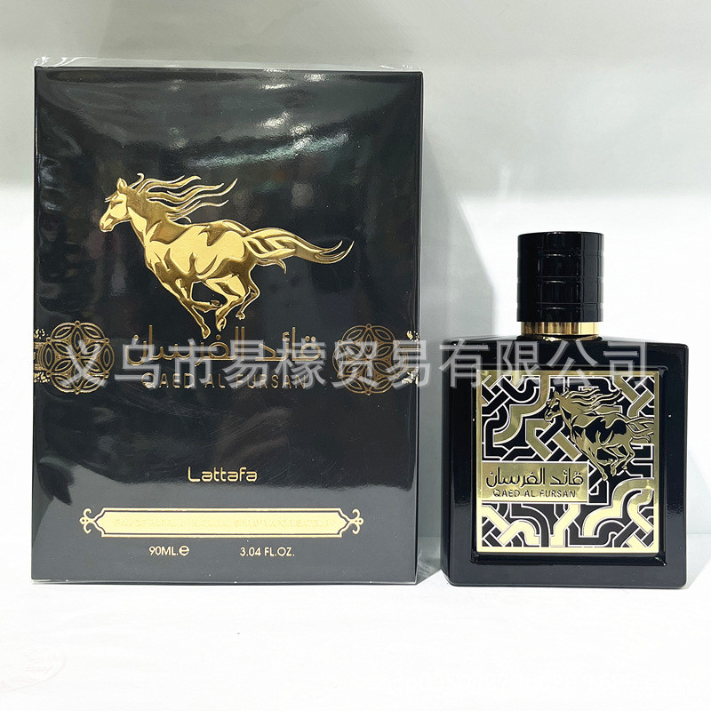 高质女童运动鞋盖น้ําหอม Lattafa Qaed Al Fursan Dongedongao น้ํา