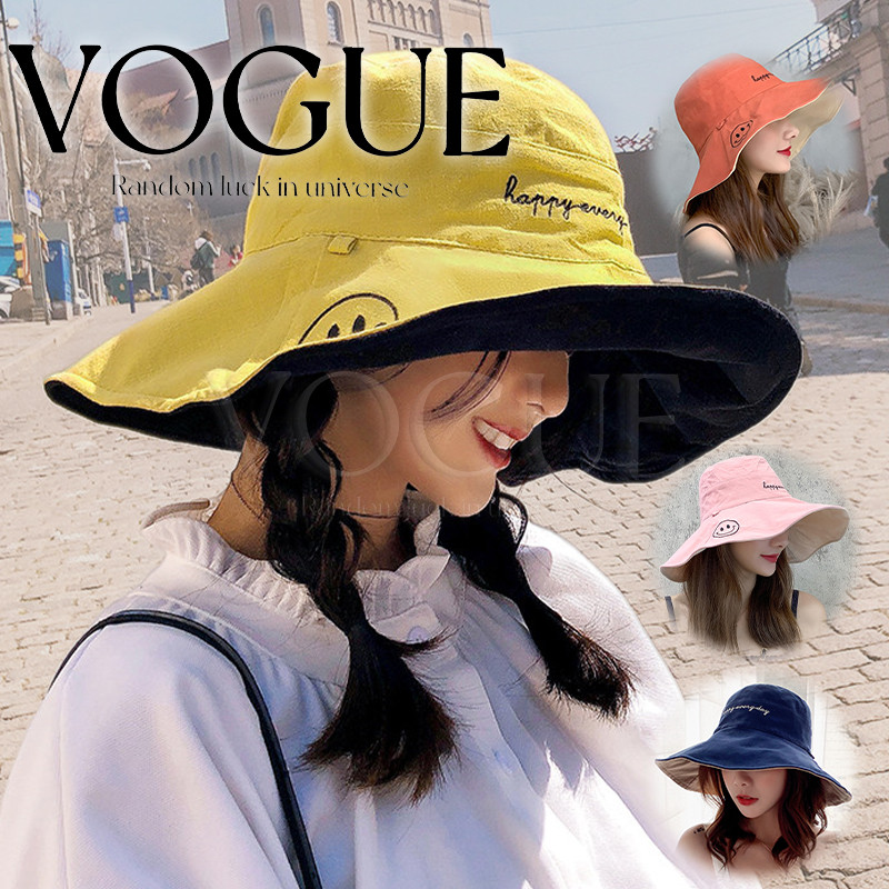 Vogue🌟พร้อมส่ง🌟 หมวกปีกกว้าง งานปักยิ้มผ้าหนา ใส่ได้สองด้าน กันแดดไม่ร้อนใส่สบาย (MK-25)