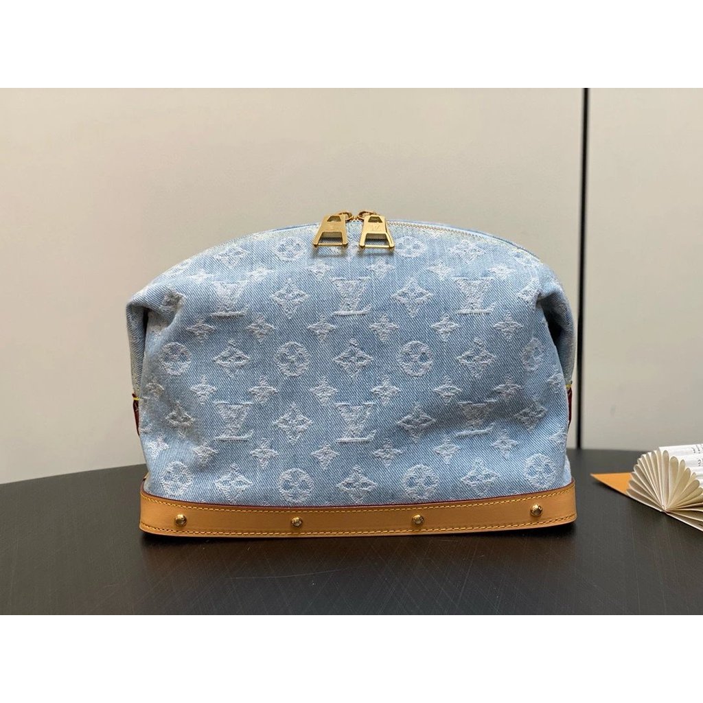 2024 กระเป๋าสไตล์ใหม่กระเป๋าเครื่องสําอาง Series POCHETTE COSMÉ TIQUE กระเป๋าเครื่องสําอางขนาดใหญ่