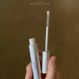 Moleculogy Lash And Brow Serum 9g โมเลกุลโลจี้ เซรั่มบำรุงขนตาและขนคิ้ว.