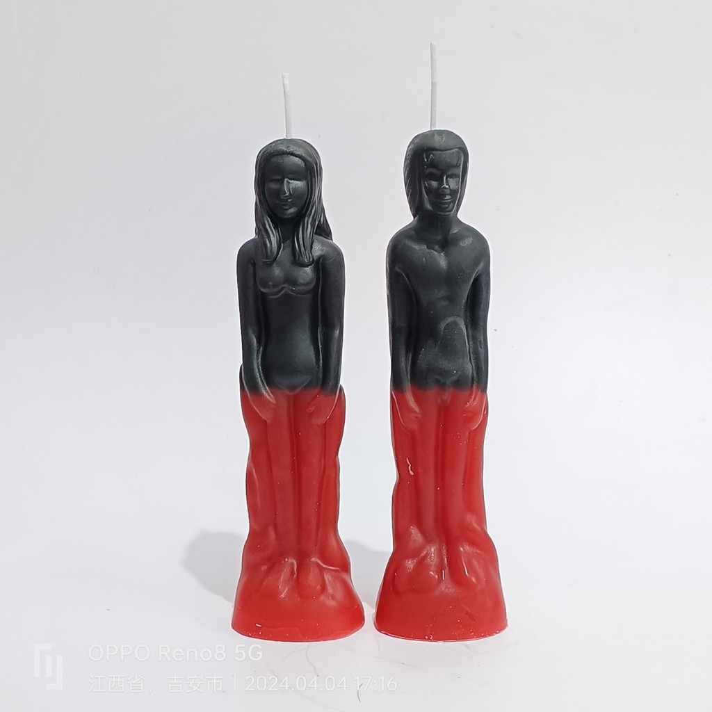 Handmade gift candles, craft items, aromatherapy candles, handcrafted human-shaped candles, two-tone