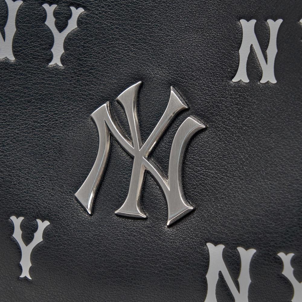 MLB กระเป๋าทรงบัคเก็ต ยูนิเซ็กซ์ Classic Monogram Embo Bucket Bag รุ่น 3ABMME16N 50BKS สีดำ ราคา ถูกที่สุด ดีลบีเคเค แกลเลอรีภาพที่ 6