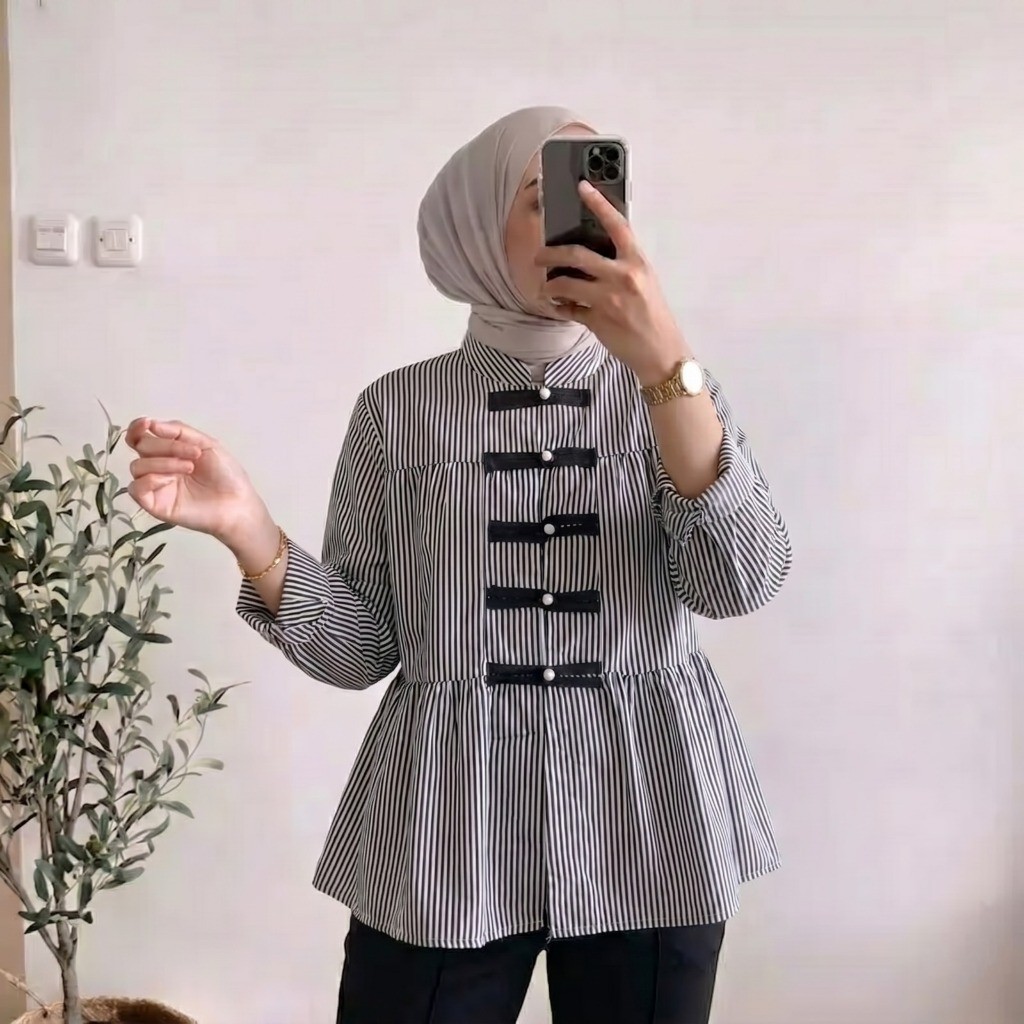 Tq88indonesia SASMITA Stripe Blouse / เสื้อกี่เพ้าแขนยาว