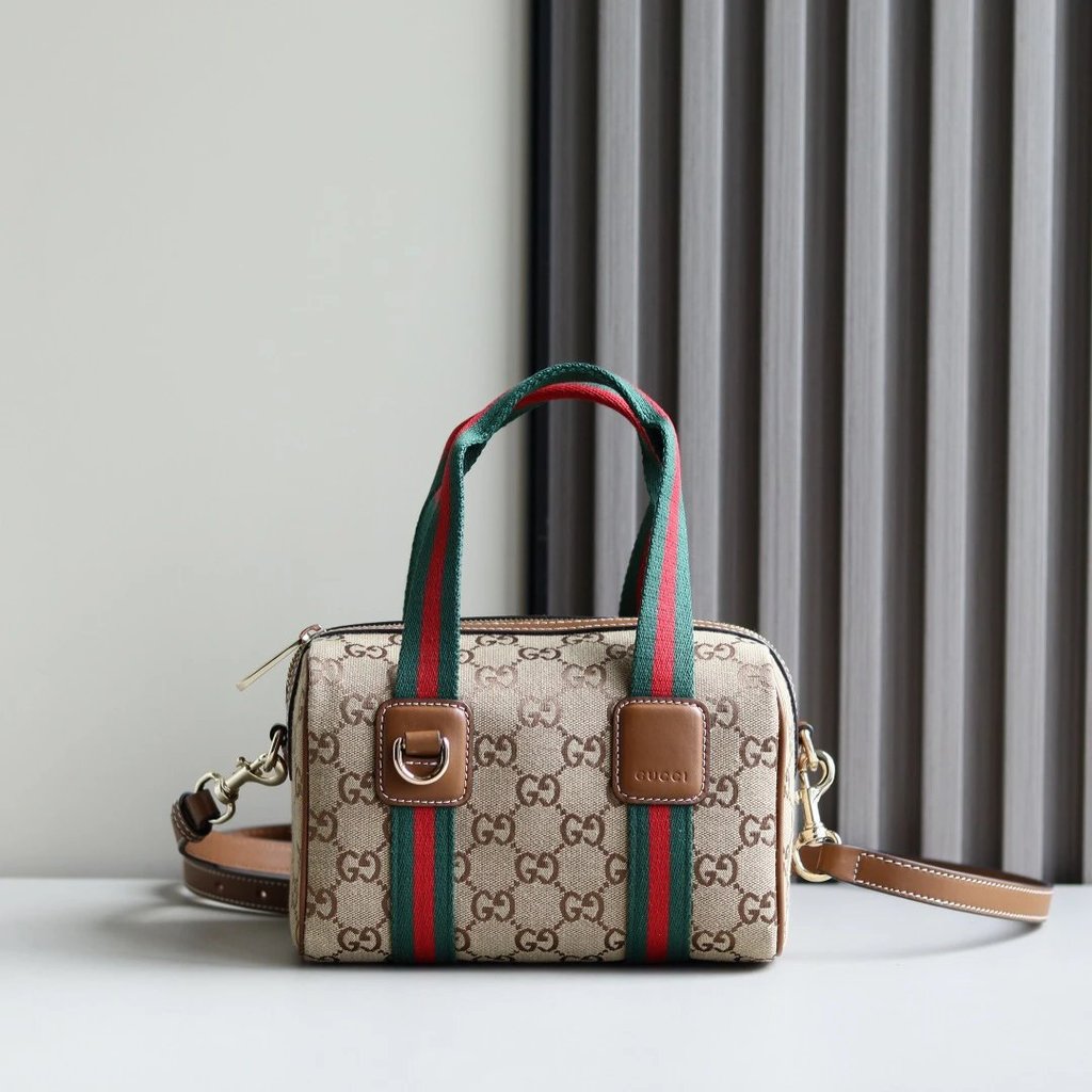 [สินค้าใหม่] แรงบันดาลใจจาก Gucci Logo Travel Bag Profile, Brand Launched Mini GG Handbag Shoulder B
