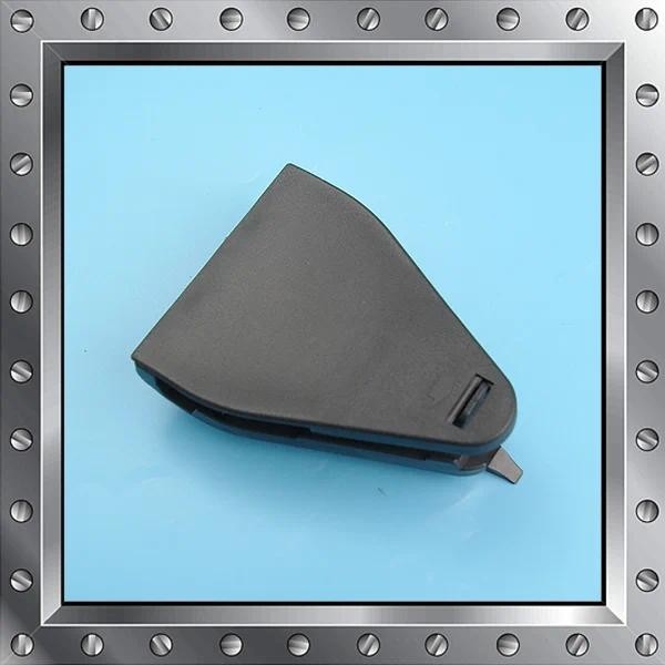 สีดําคําเตือนฉุกเฉินสามเหลี่ยม Mount Bracket สําหรับ Audi A4 8E B6 B7 A6 S6 RS6 2005 2006 2007 2008 