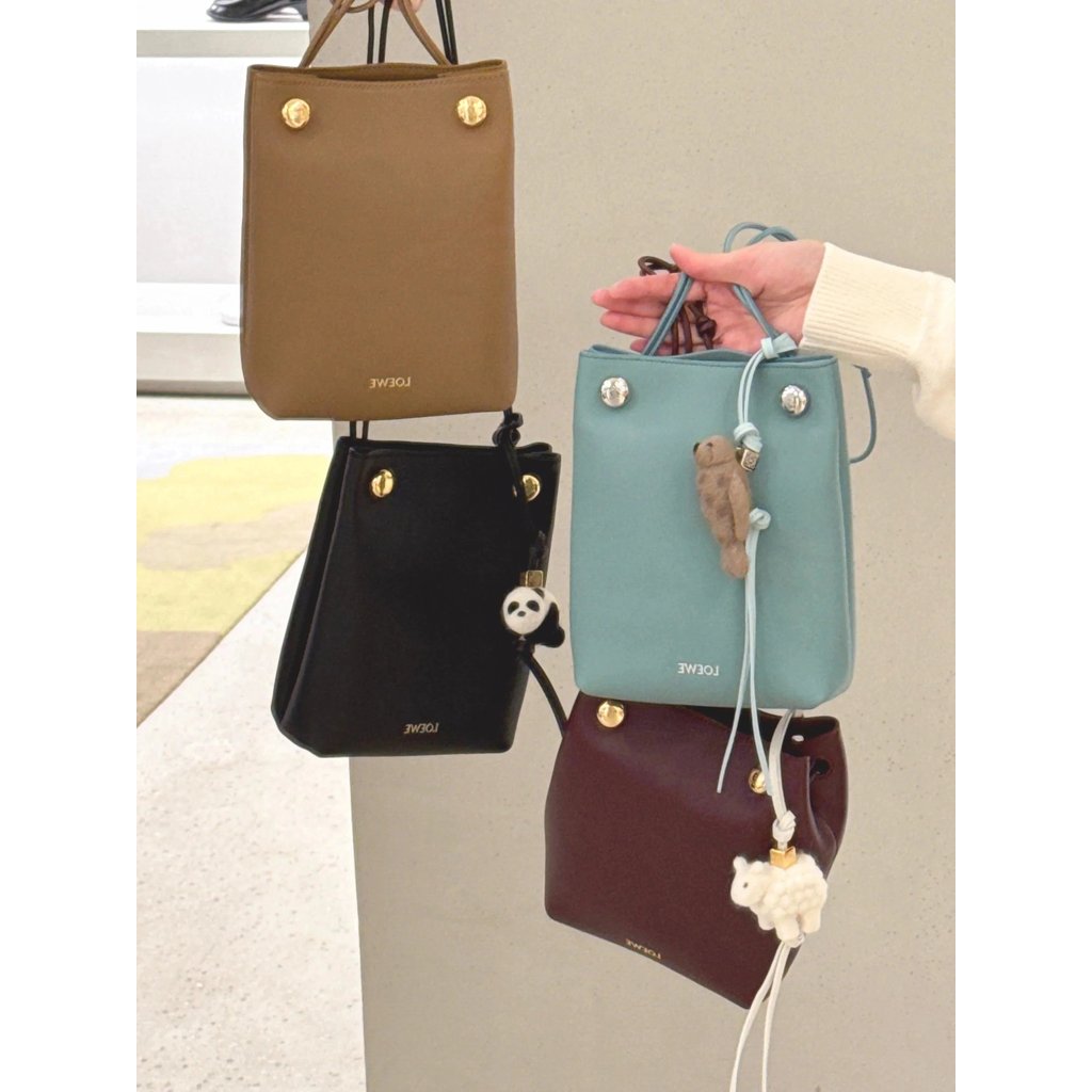 [Littlechaoer Selection] loewe Bucket Bag loewe Diagonal Mobile Phone Bag pebble pouch Mobile Phone 