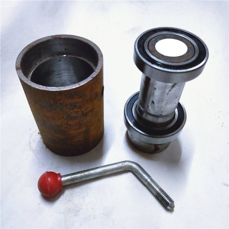 500kg Outdoor Crane Parts Arm Bearing Pulley Flange Truck Crane Swivel Arm Parts